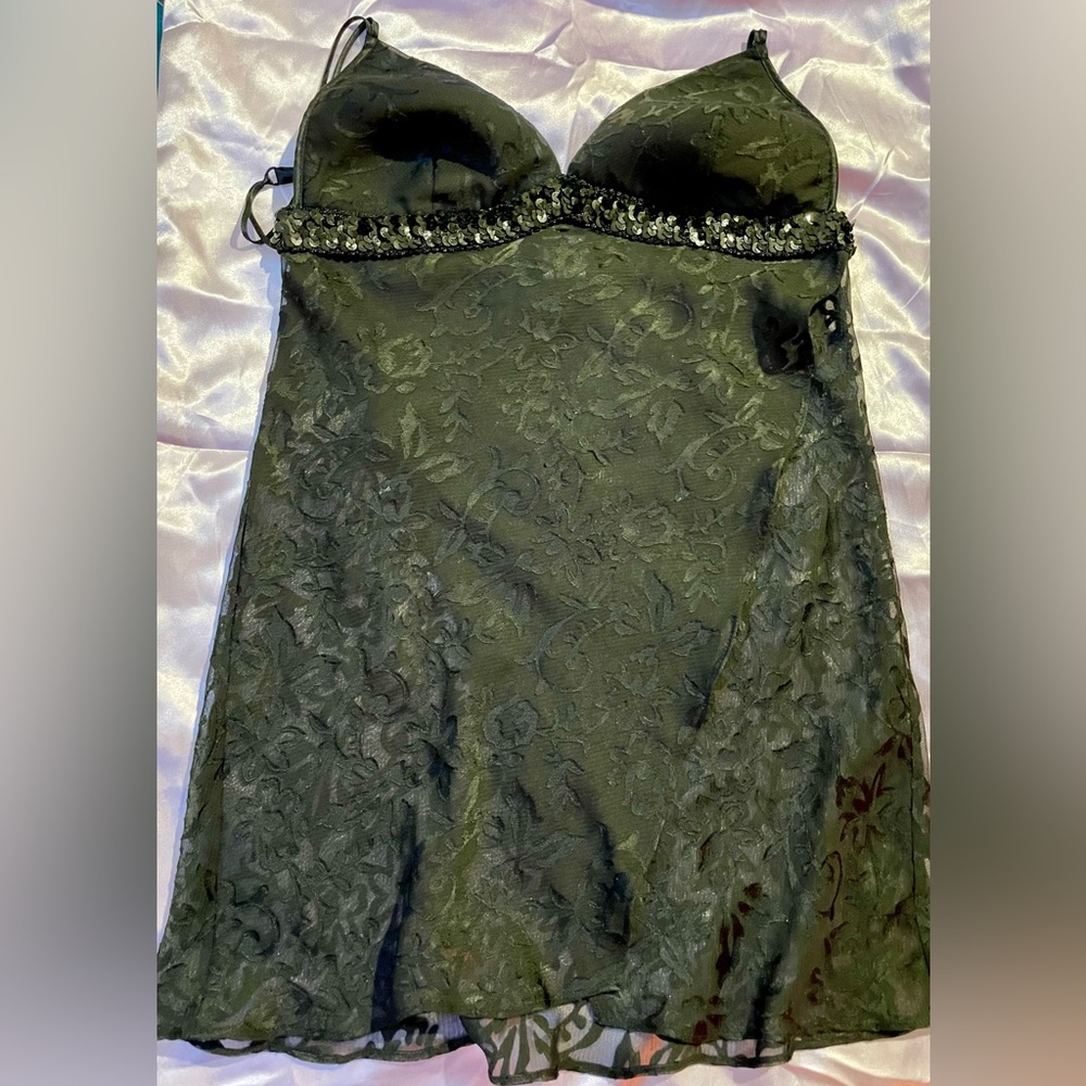 Women’s Lingerie/Sleepwear